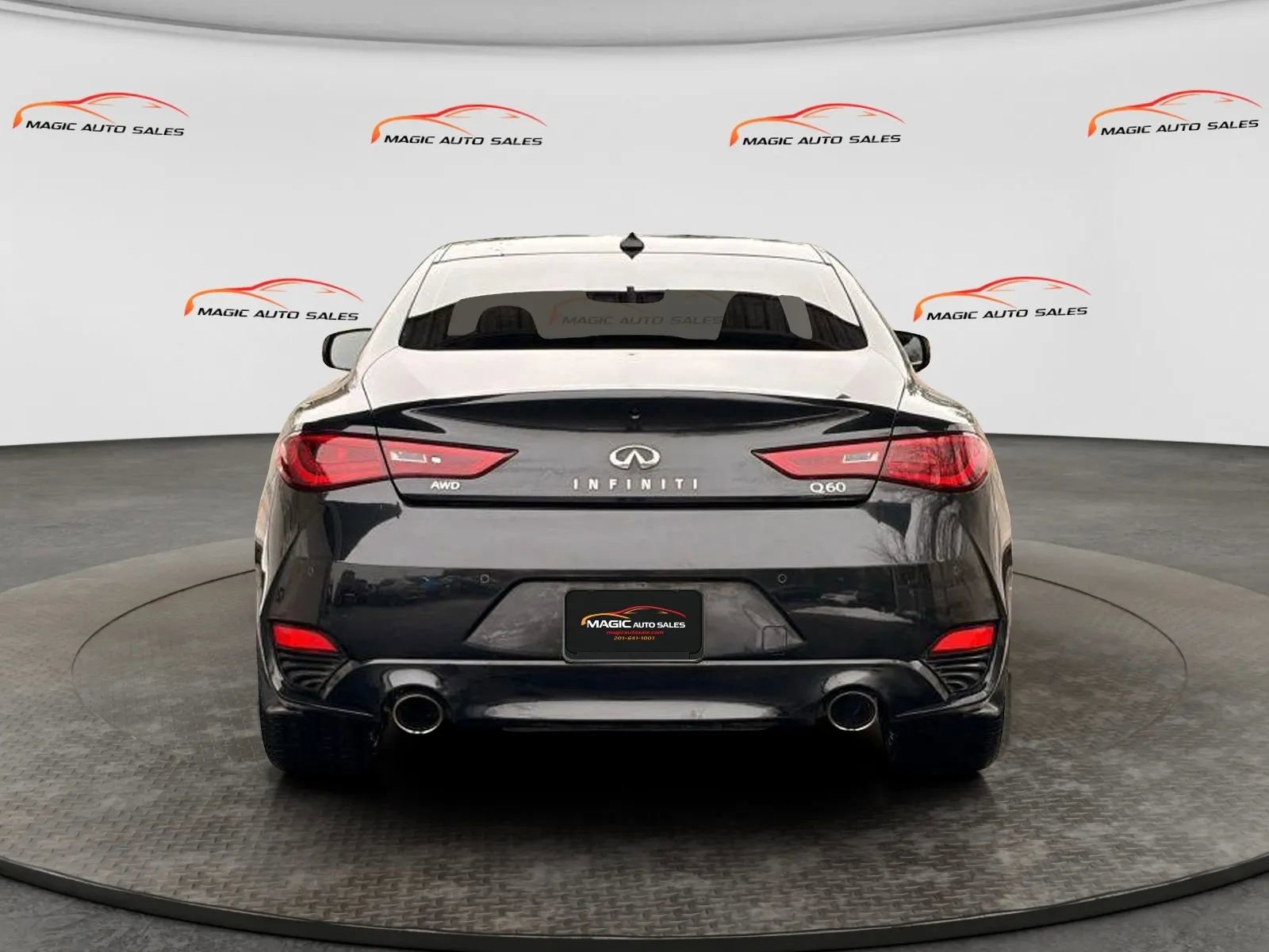 Used 2018 INFINITI Q60 3.0t Luxe w/ Sensory Package 3.0T Luxe image 8