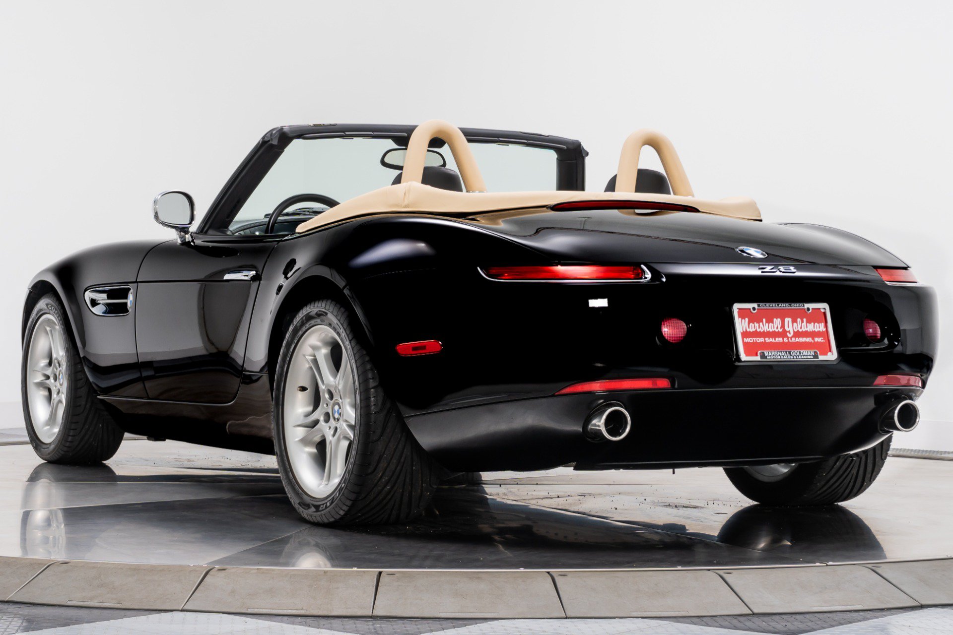 Used 2001 BMW Z8 RWD image 7