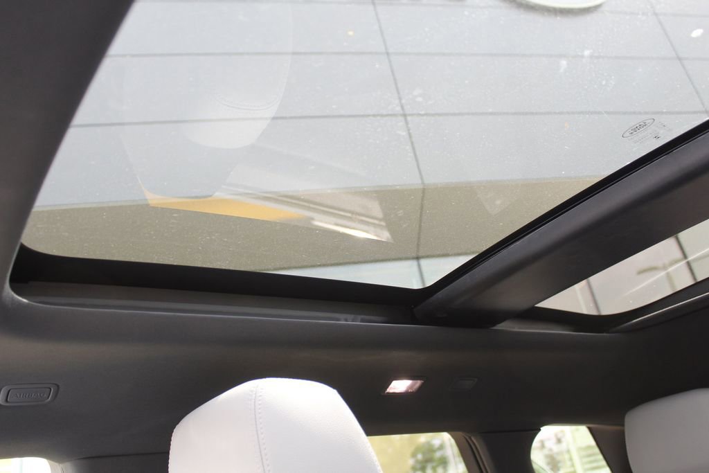 Used 2026 Land Rover Range Rover Evoque S AWD/4WD image 19