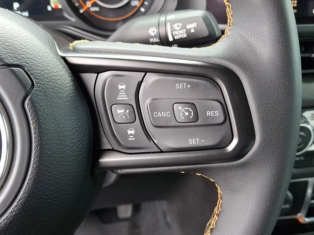 Used 2024 Jeep Gladiator Sport AWD/4WD image 18