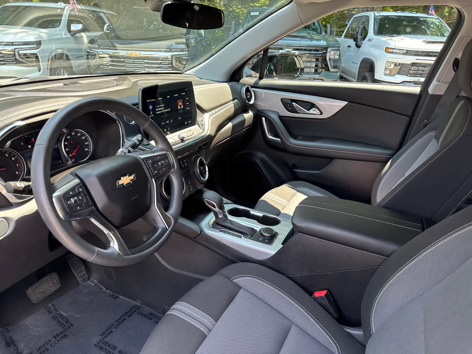 New 2025 Chevrolet Blazer LT w/ Midnight/Sport Edition image 11