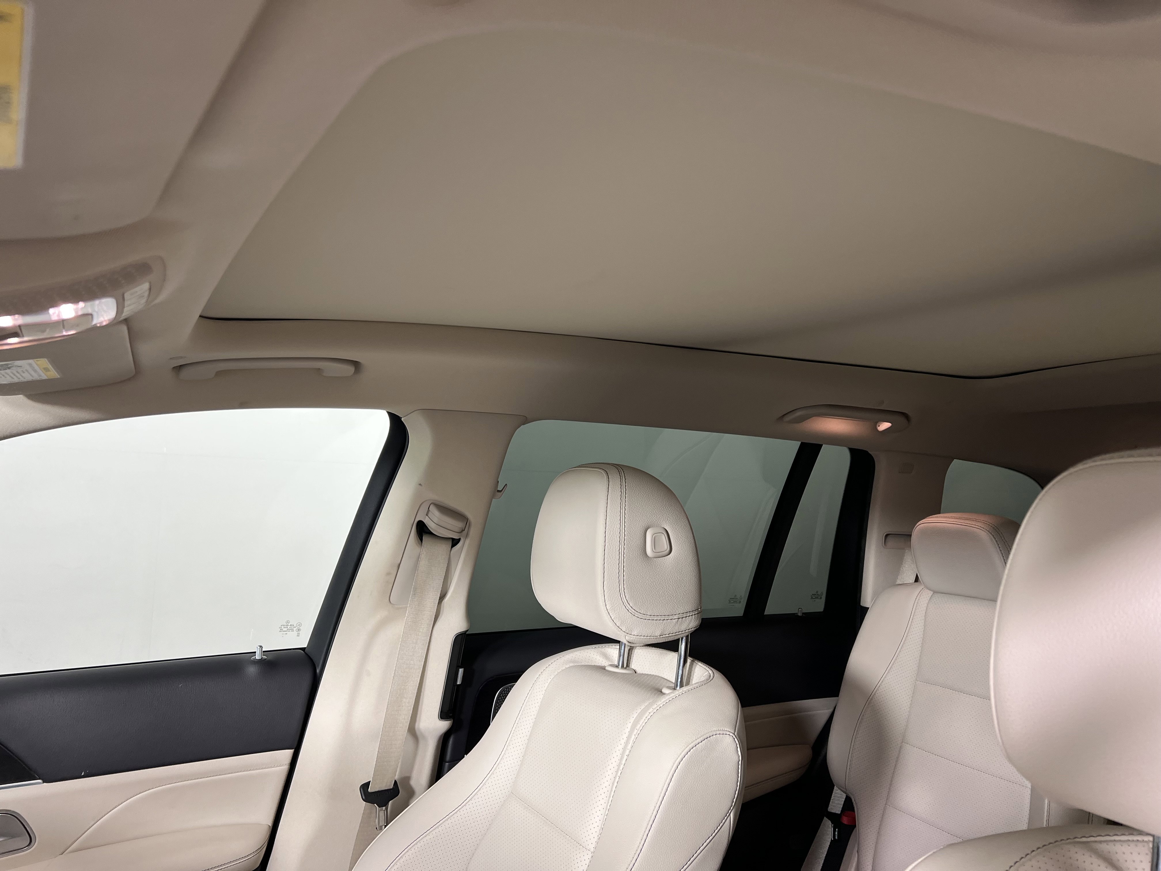 Used 2020 Mercedes-Benz GLS 450 4MATIC image 19