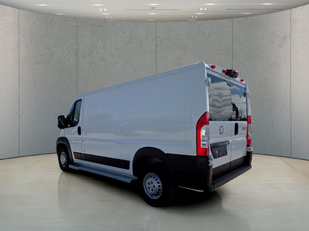 Used 2025 RAM ProMaster 2500 w/ U-Haul Equipment Group FWD image 8