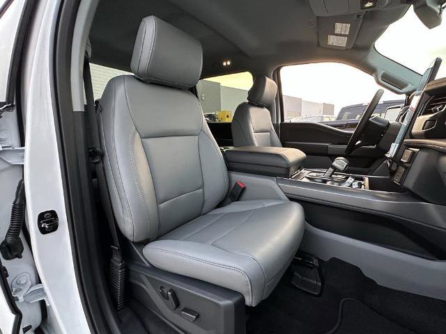 New 2025 Ford F150 Lightning Flash image 32
