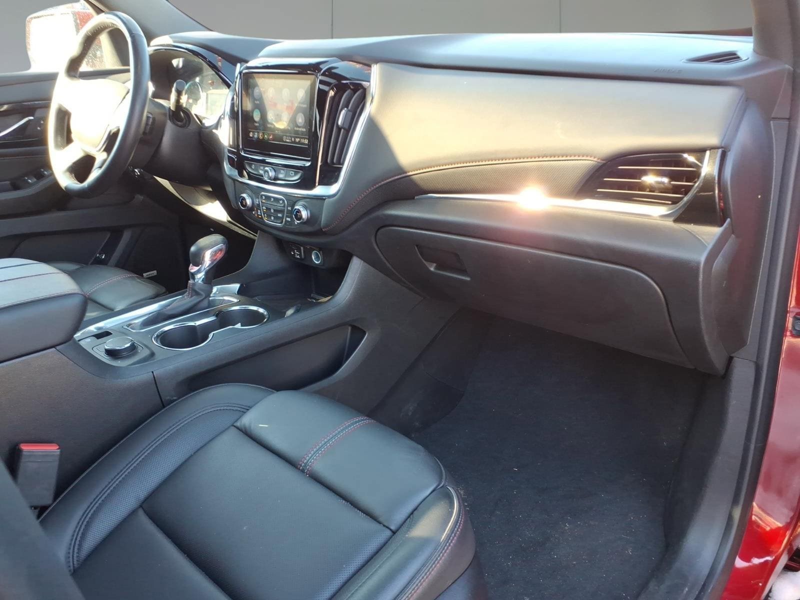 Used 2023 Chevrolet Traverse RS AWD/4WD image 7