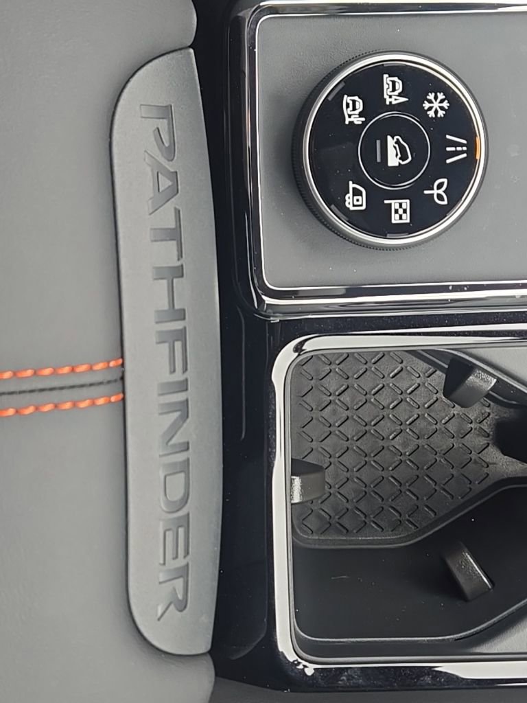 New 2026 Nissan Pathfinder Rock Creek image 23