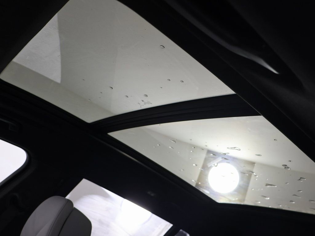 Used 2026 BMW X7 xDrive40i w/ M Sport Package image 9