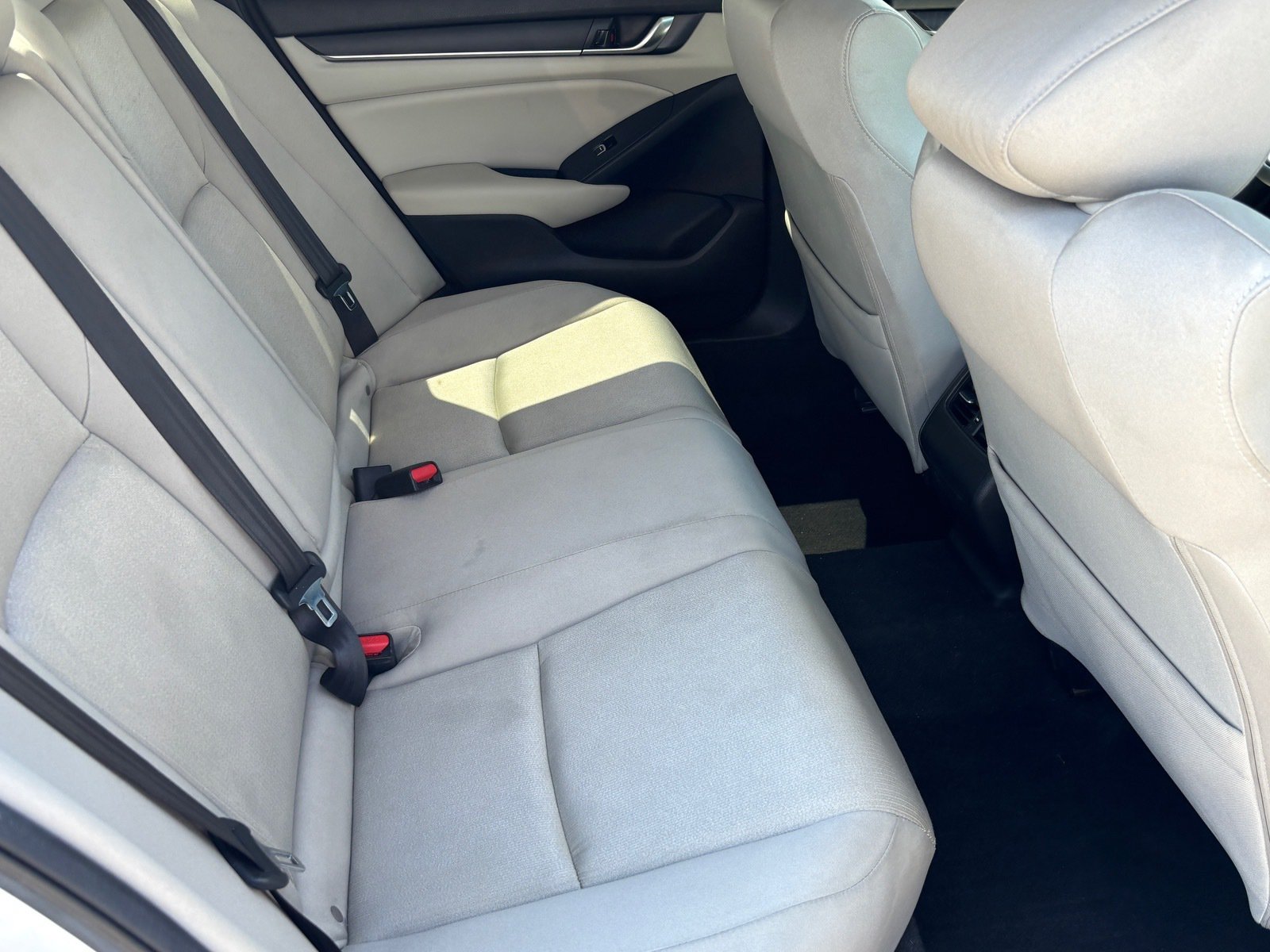 Used 2020 Honda Accord EX image 30