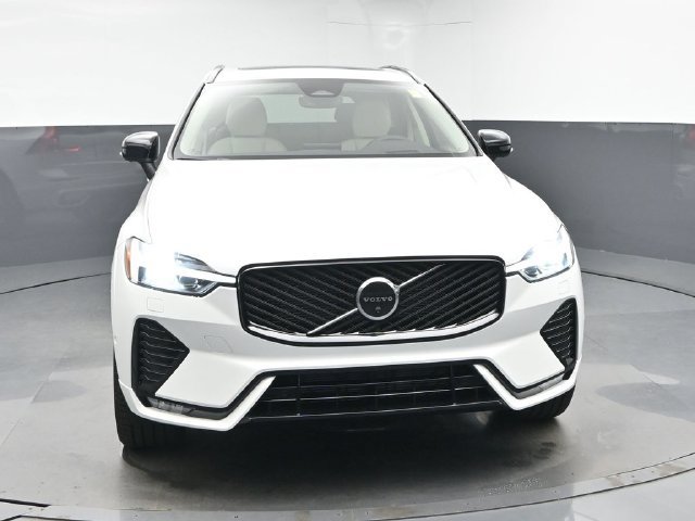 New 2027 Volvo XC60 B5 Ultra AWD/4WD image 2