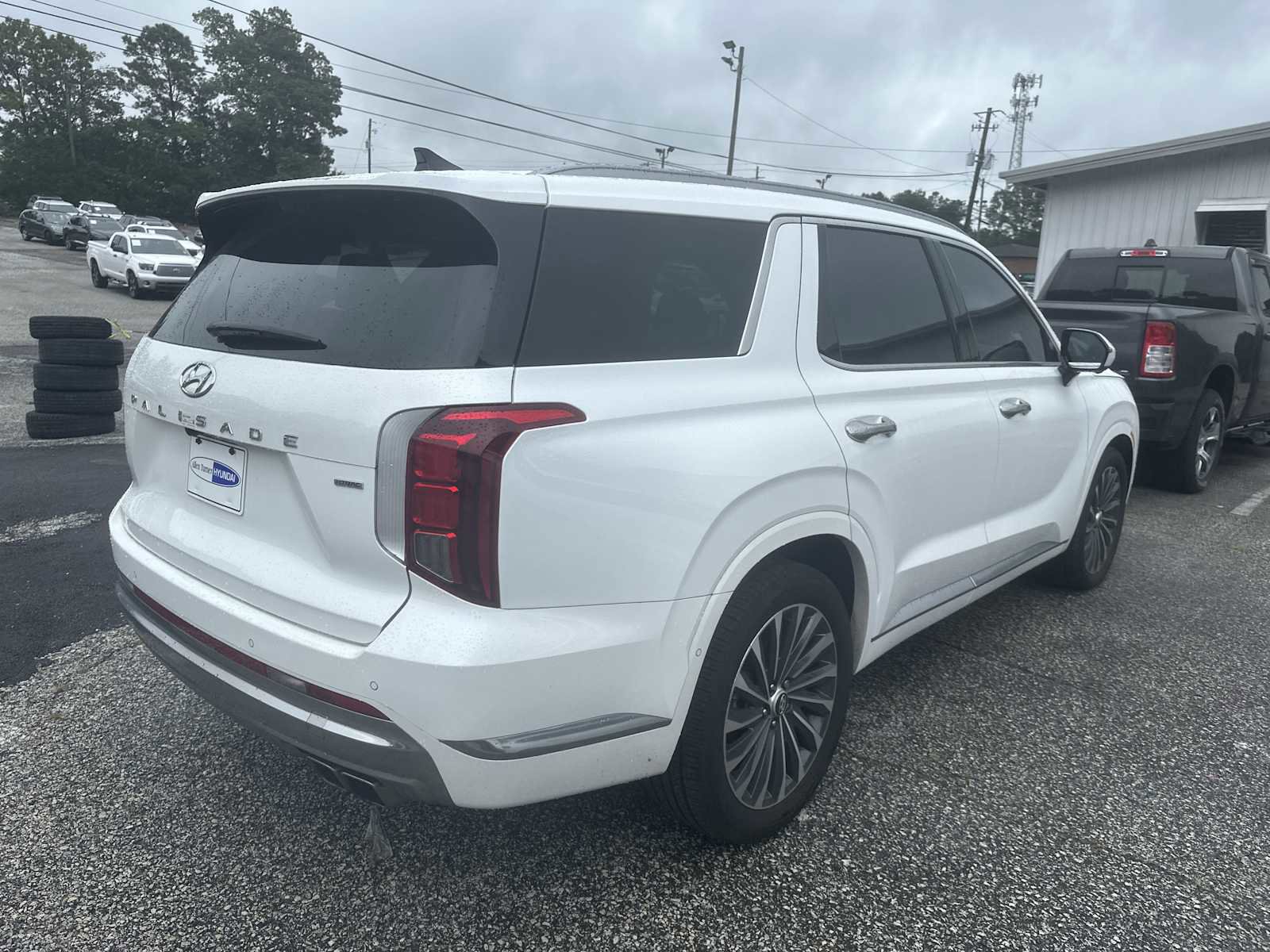 Certified 2024 Hyundai Palisade Calligraphy image 3