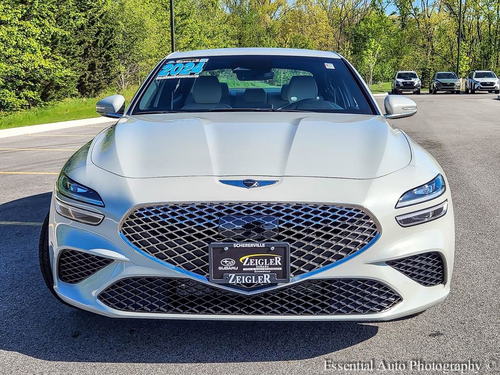 Used 2024 Genesis G70 2.5T image 4