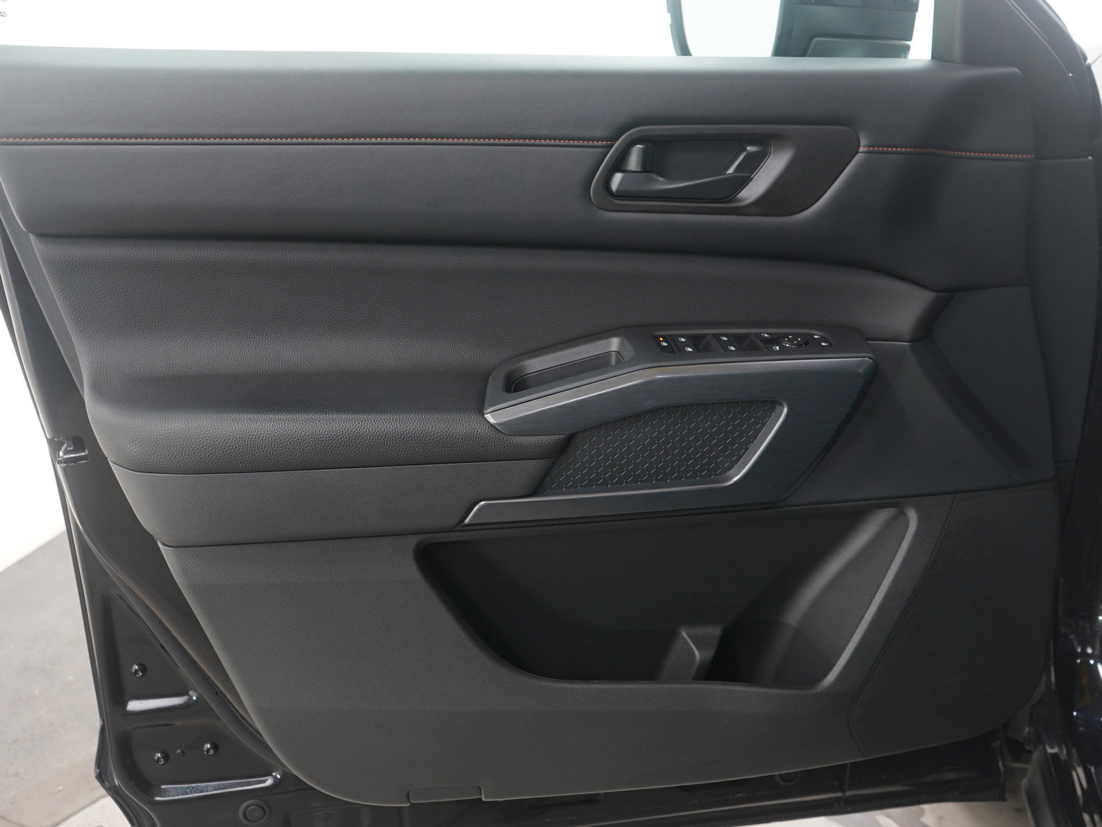 Used 2024 Nissan Pathfinder Rock Creek image 22