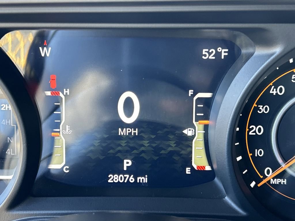 Used 2024 Jeep Wrangler Sport S image 27