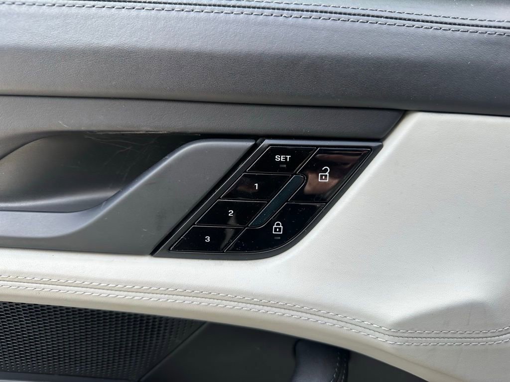 Certified 2020 Porsche Taycan 4S image 21