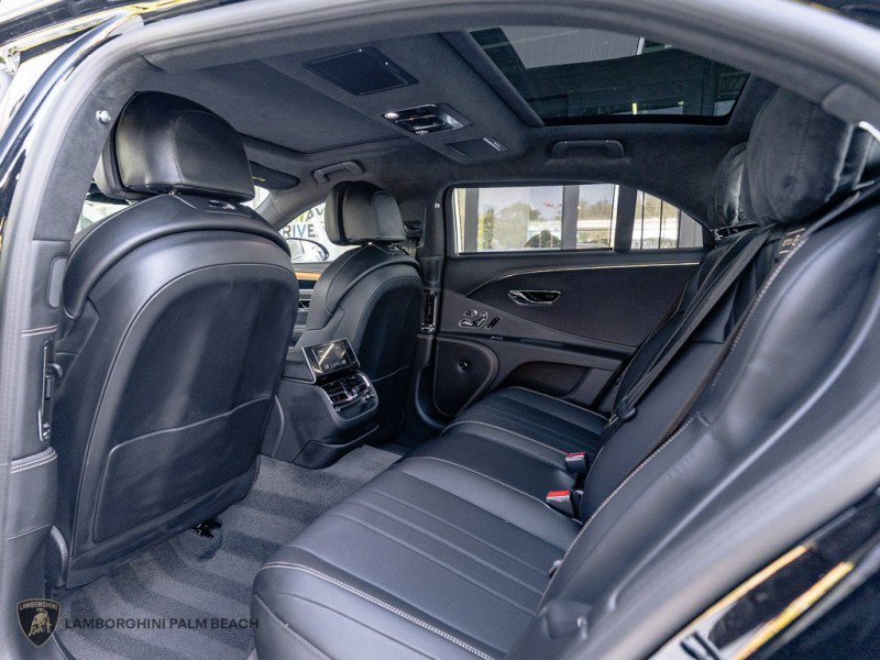 Used 2024 Bentley Flying Spur S V8 AWD/4WD image 36