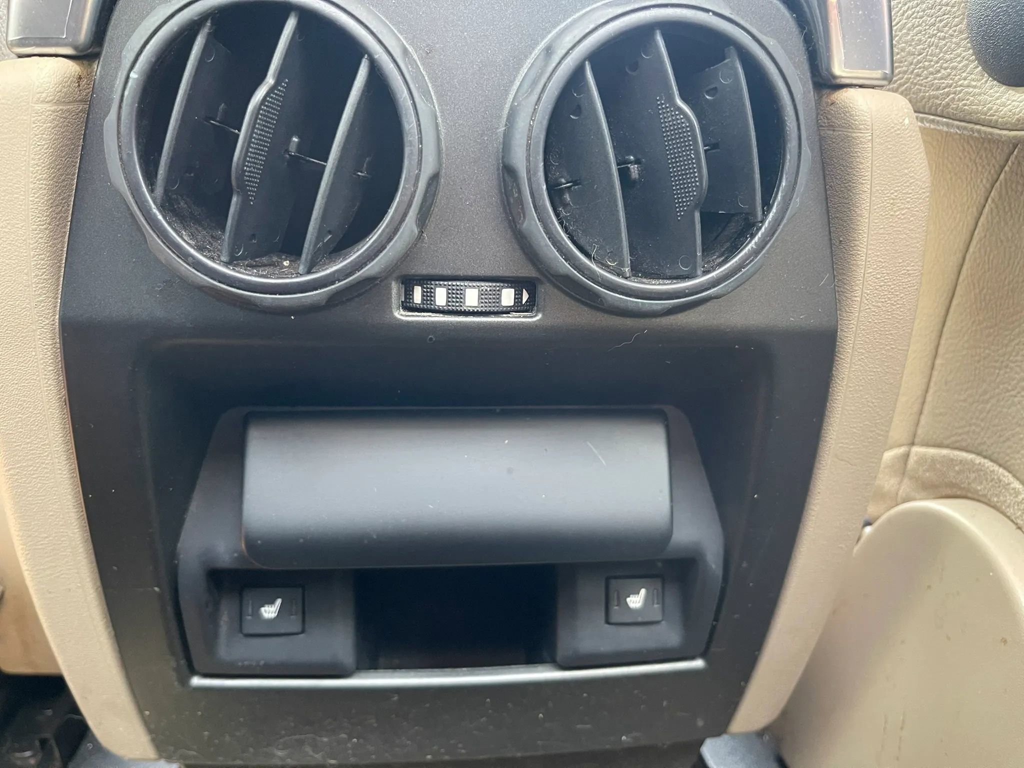 Used 2011 Land Rover LR4 HSE AWD/4WD image 20