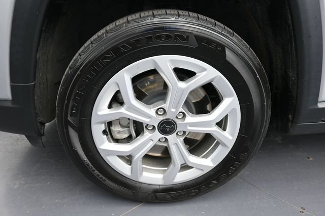 Used 2025 Jeep Compass Sport AWD/4WD image 21