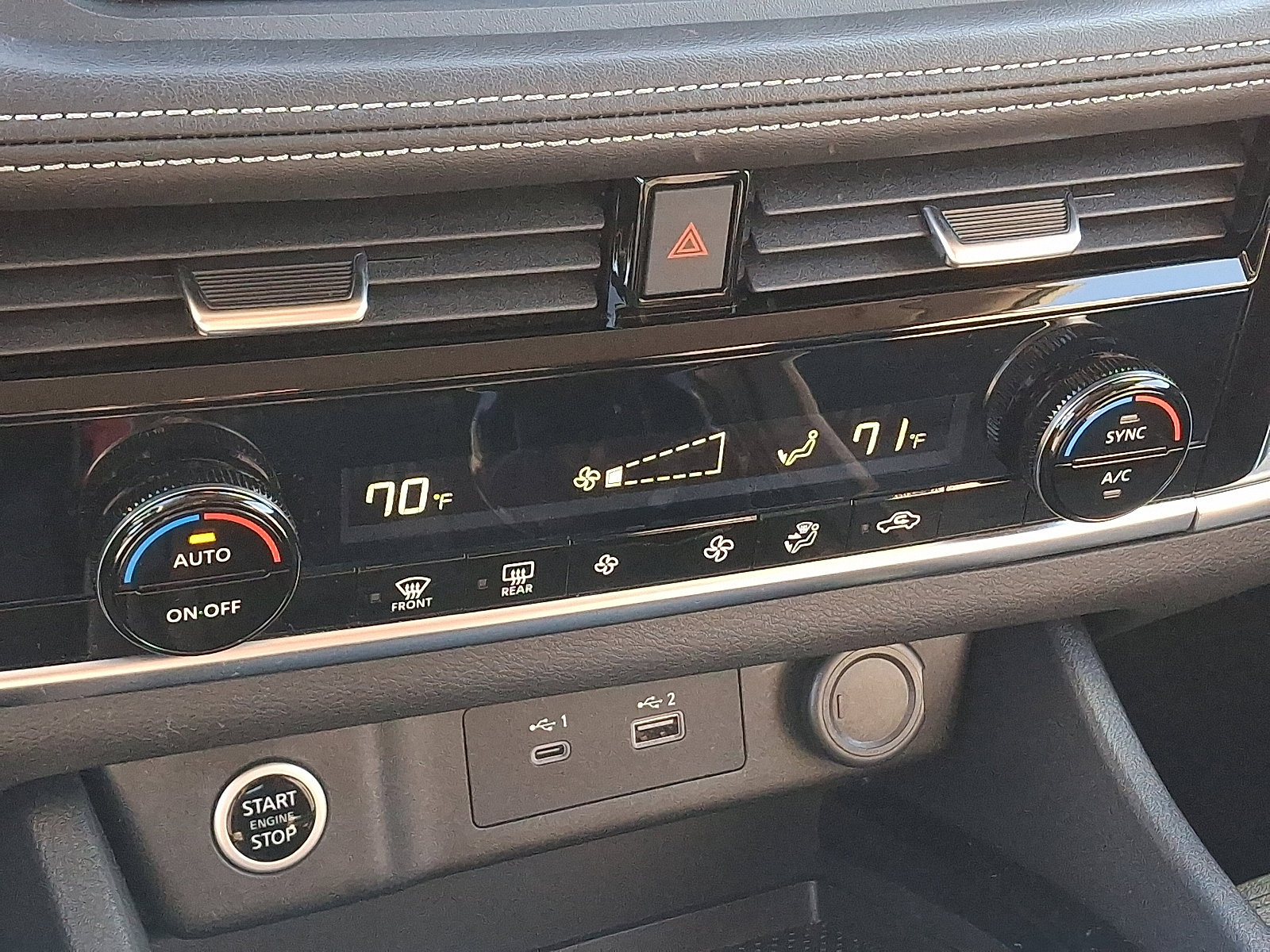 Used 2021 Nissan Rogue SV image 15