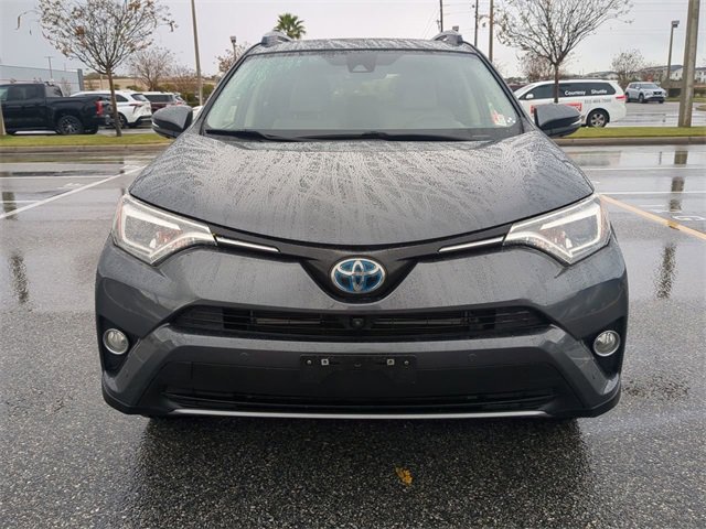 Used 2018 Toyota RAV4 Limited w/ Advanced Technology Package image 9