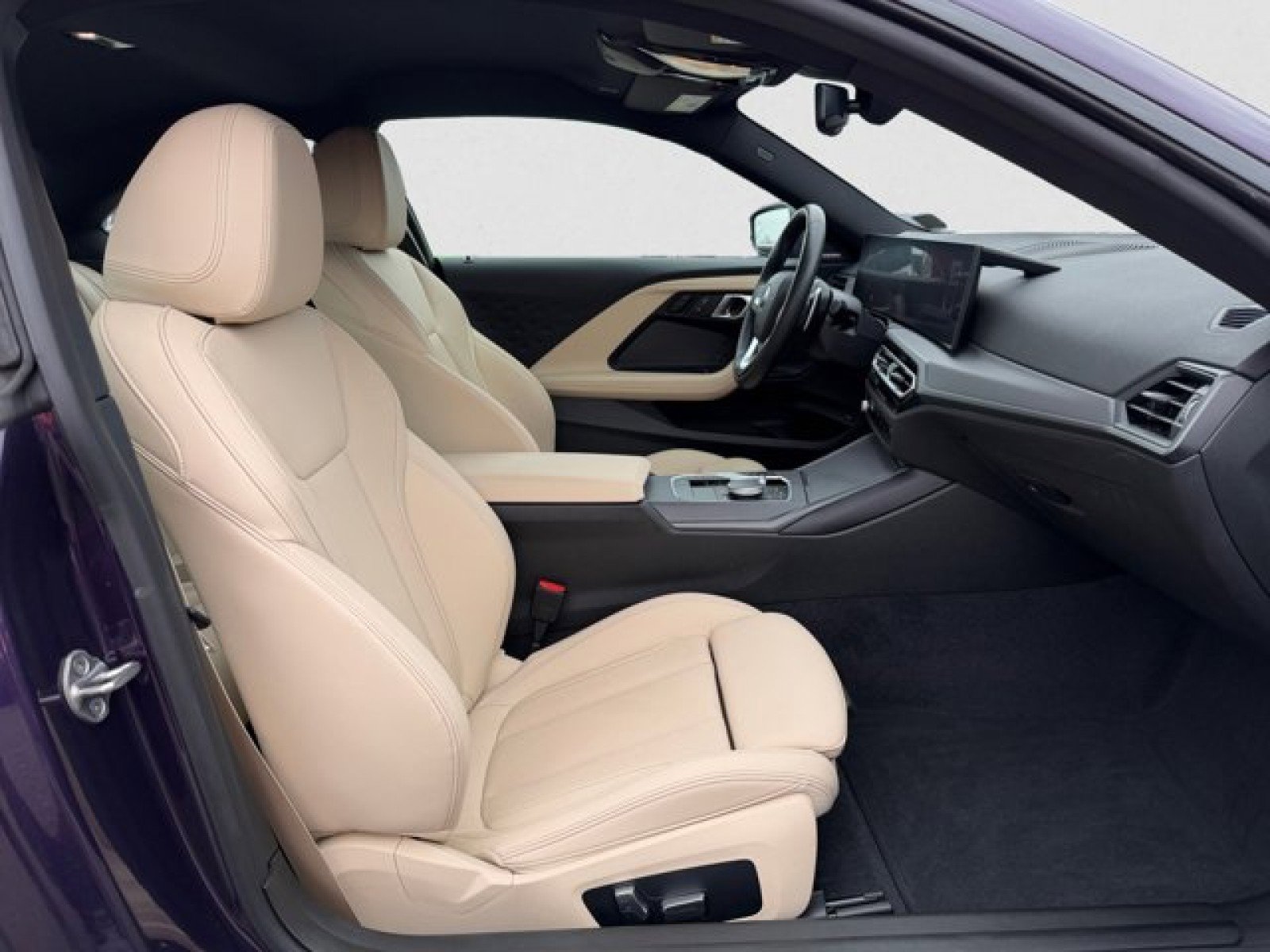 Used 2023 BMW 230i xDrive Coupe image 19