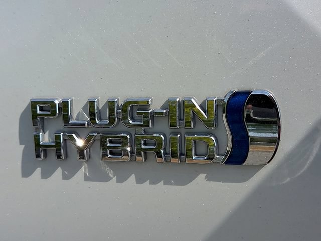 Used 2022 Toyota Prius Prime XLE FWD image 10