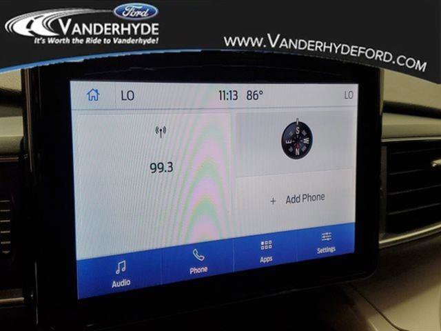 Used 2023 Ford Explorer XLT w/ Equipment Group 202A image 27