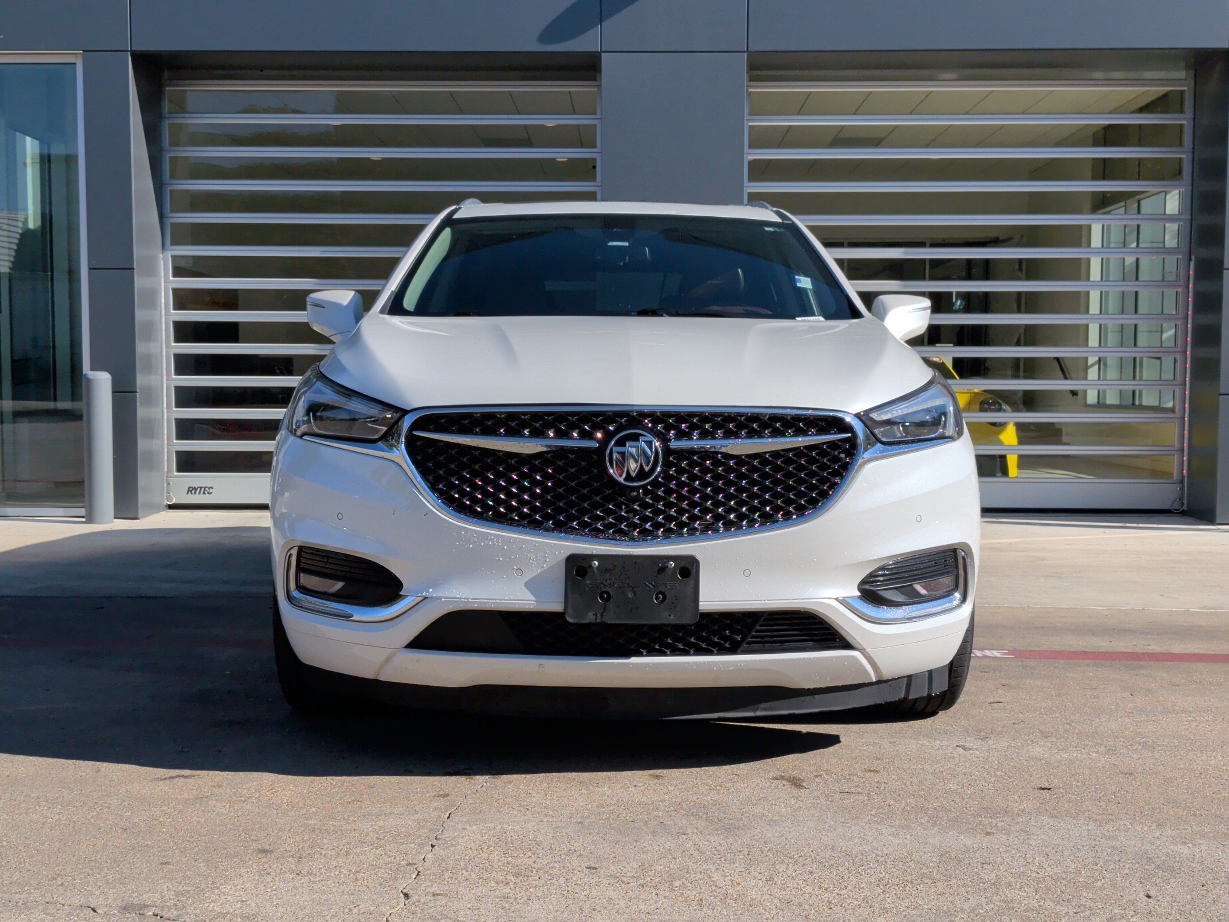 Used 2020 Buick Enclave Avenir w/ Avenir Technology Package image 3