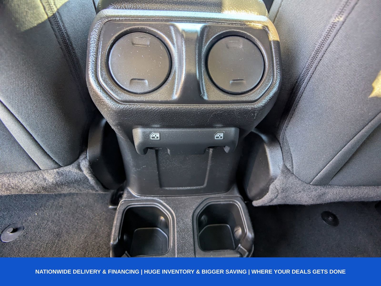 Used 2023 Jeep Gladiator Sport image 18