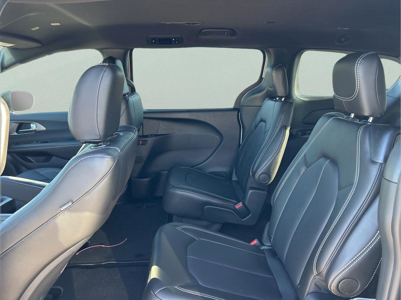 New 2026 Chrysler Pacifica Select image 25