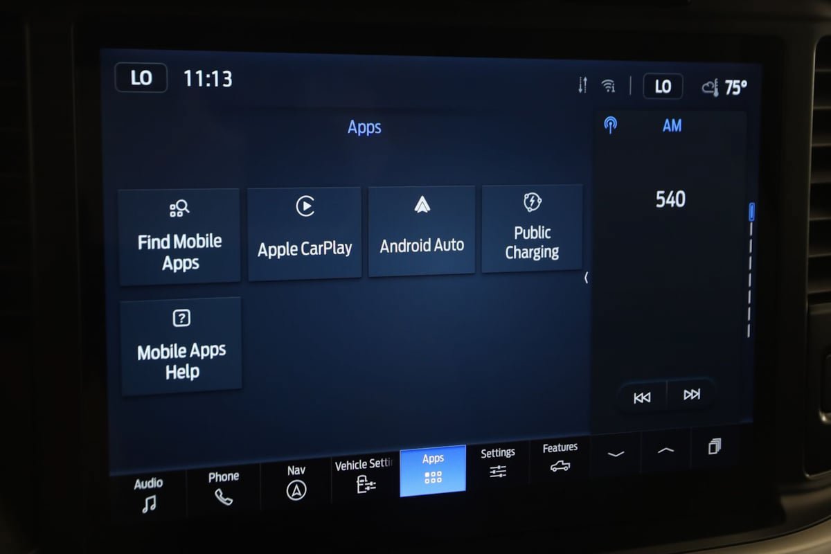 Used 2023 Ford F150 Lightning XLT AWD/4WD image 31