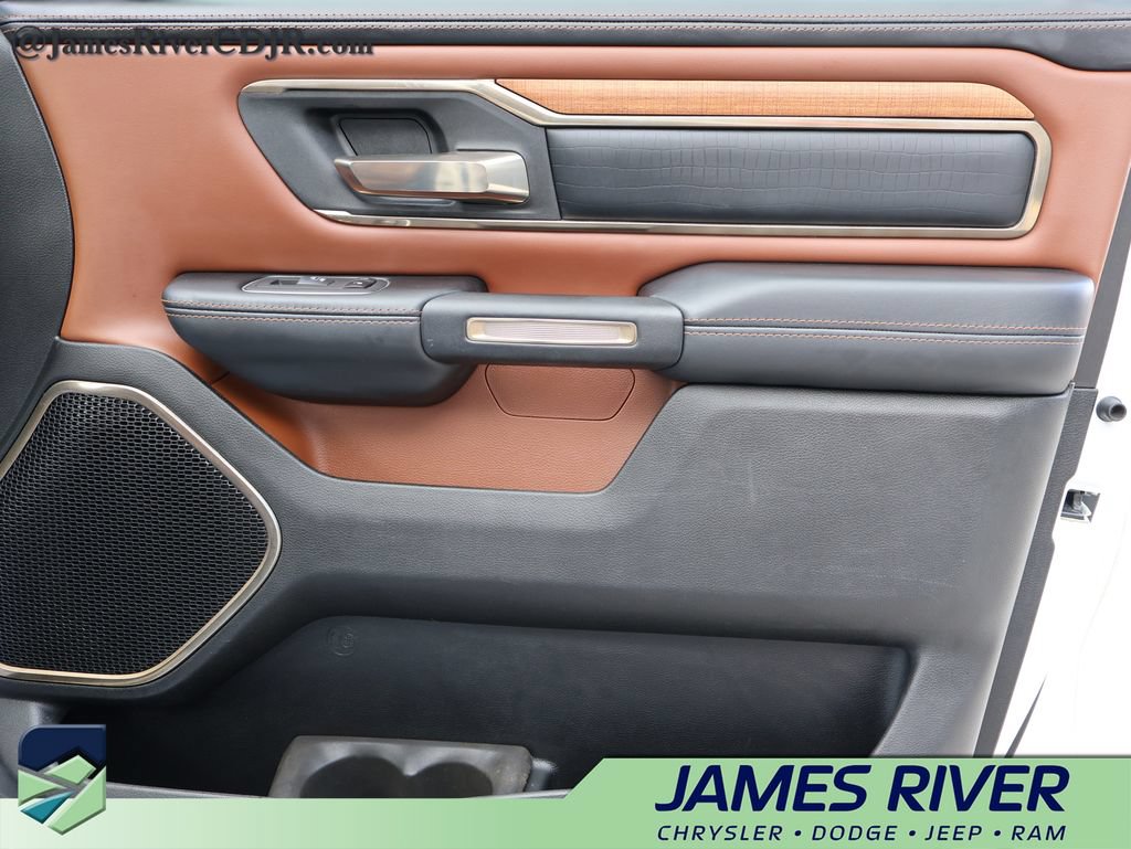 Used 2022 RAM 1500 Limited w/ Body Color Bumper Group AWD/4WD image 8
