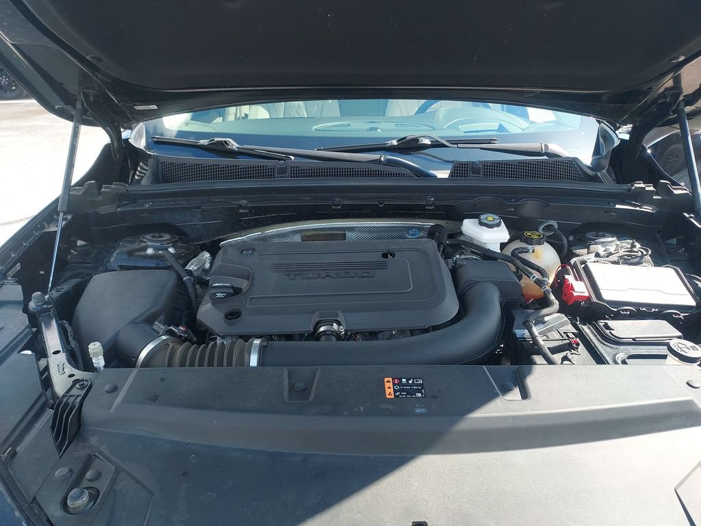 Used 2023 Buick Envision Avenir AWD/4WD image 35