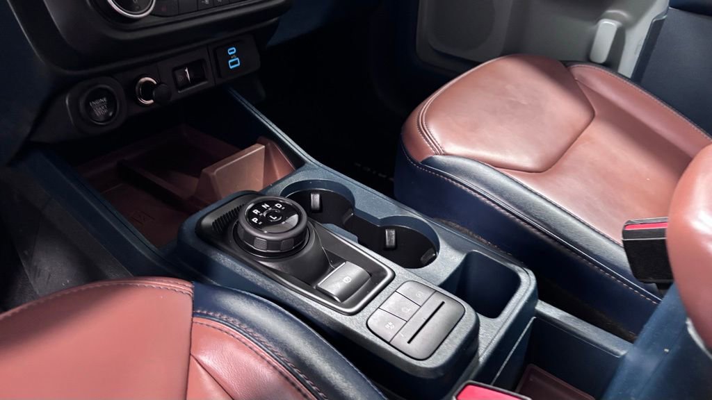 Used 2022 Ford Maverick Lariat w/ Lariat Luxury Package FWD image 14