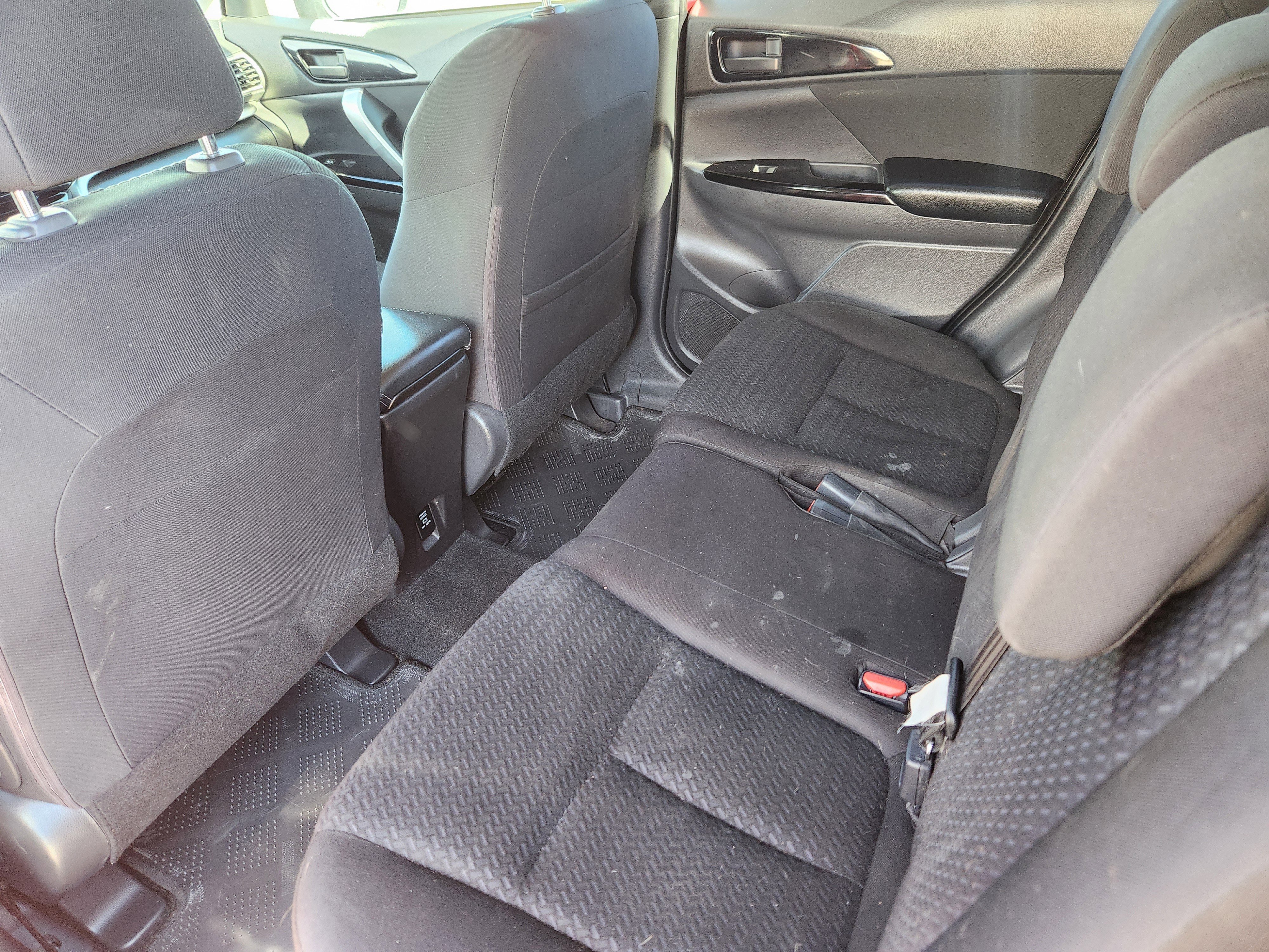 Used 2020 Mitsubishi Eclipse Cross SE AWD/4WD image 19