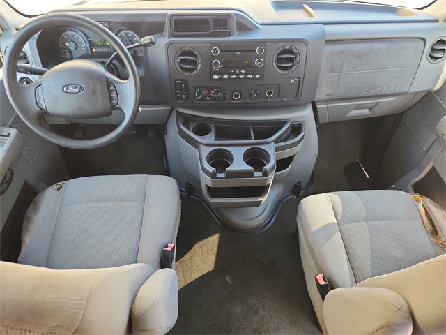 Used 2011 Ford E-350 and Econoline 350 XLT image 17