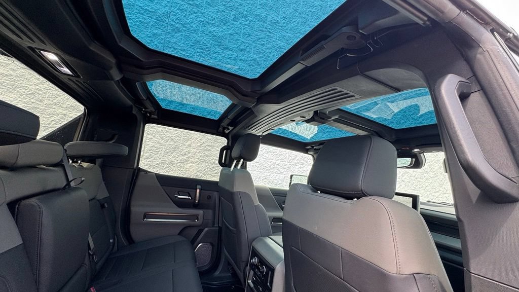 Used 2024 GMC Hummer EV 3X AWD/4WD image 13