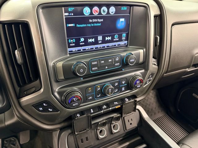 Used 2018 Chevrolet Silverado 1500 LTZ Z71 w/ Redline Edition AWD/4WD image 13