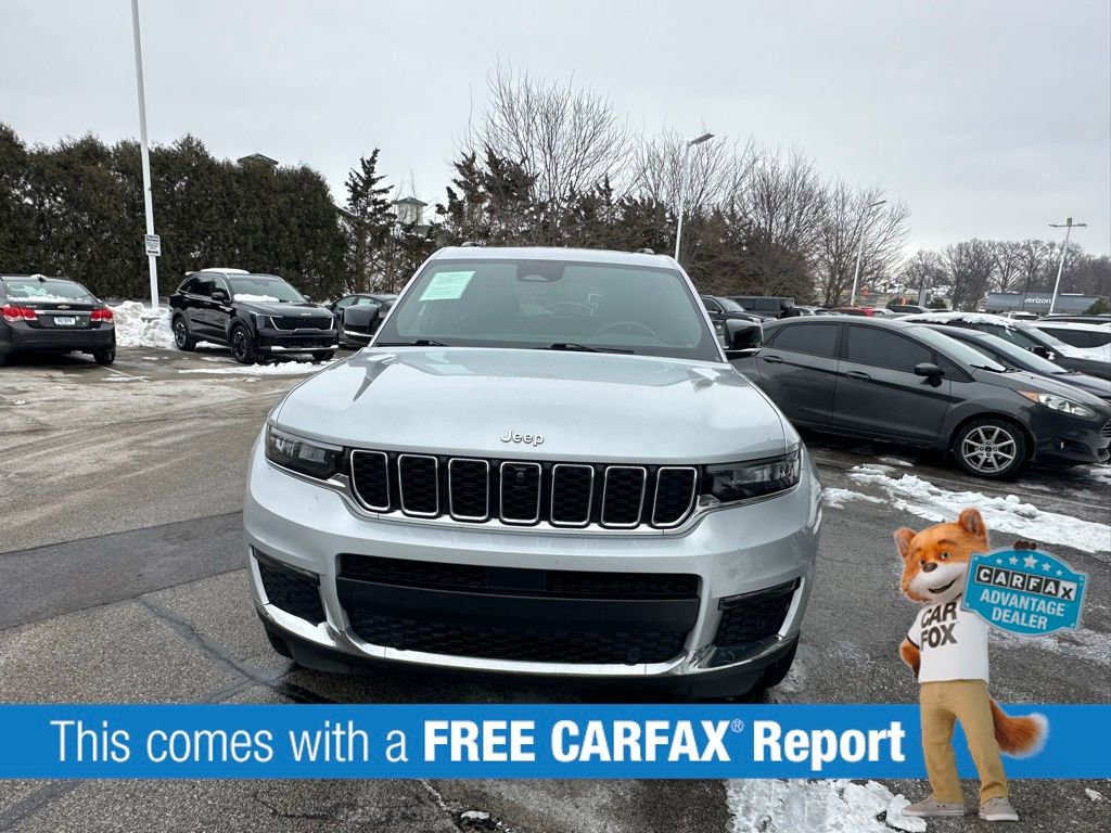 Used 2024 Jeep Grand Cherokee L Limited w/ Luxury Tech Group II image 2