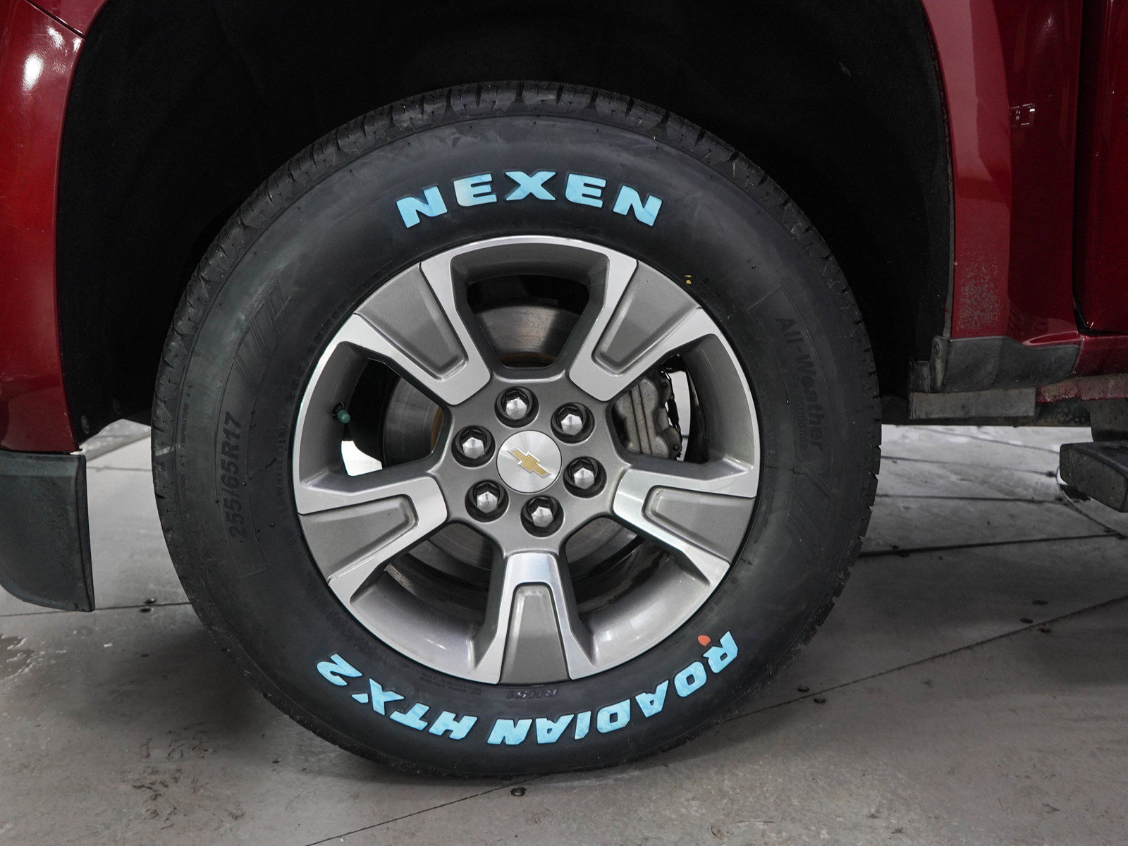 Used 2018 Chevrolet Colorado Z71 AWD/4WD image 30