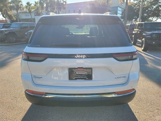 New 2025 Jeep Grand Cherokee Limited image 12