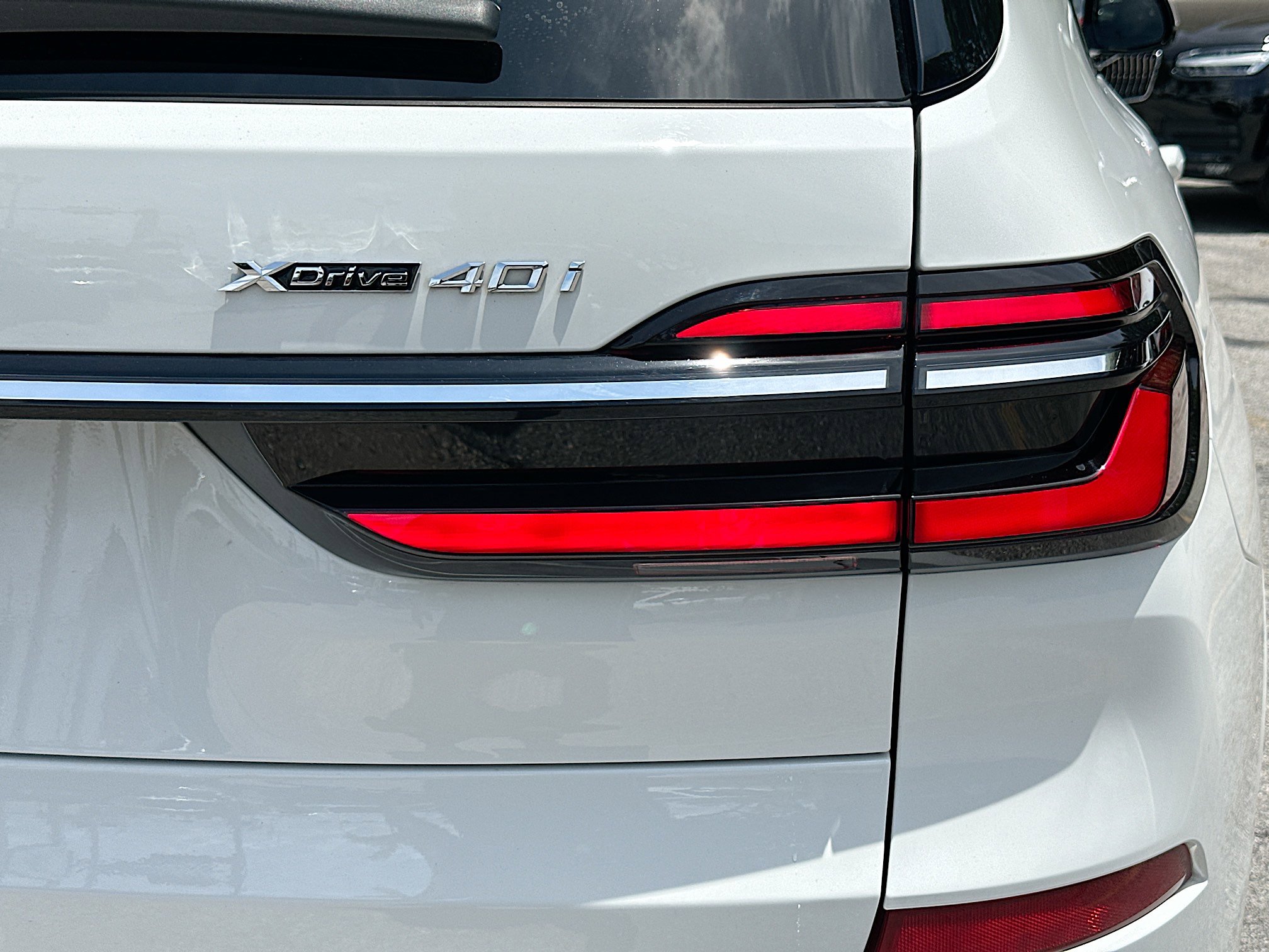 Used 2023 BMW X7 xDrive40i w/ M Sport Package AWD/4WD image 33