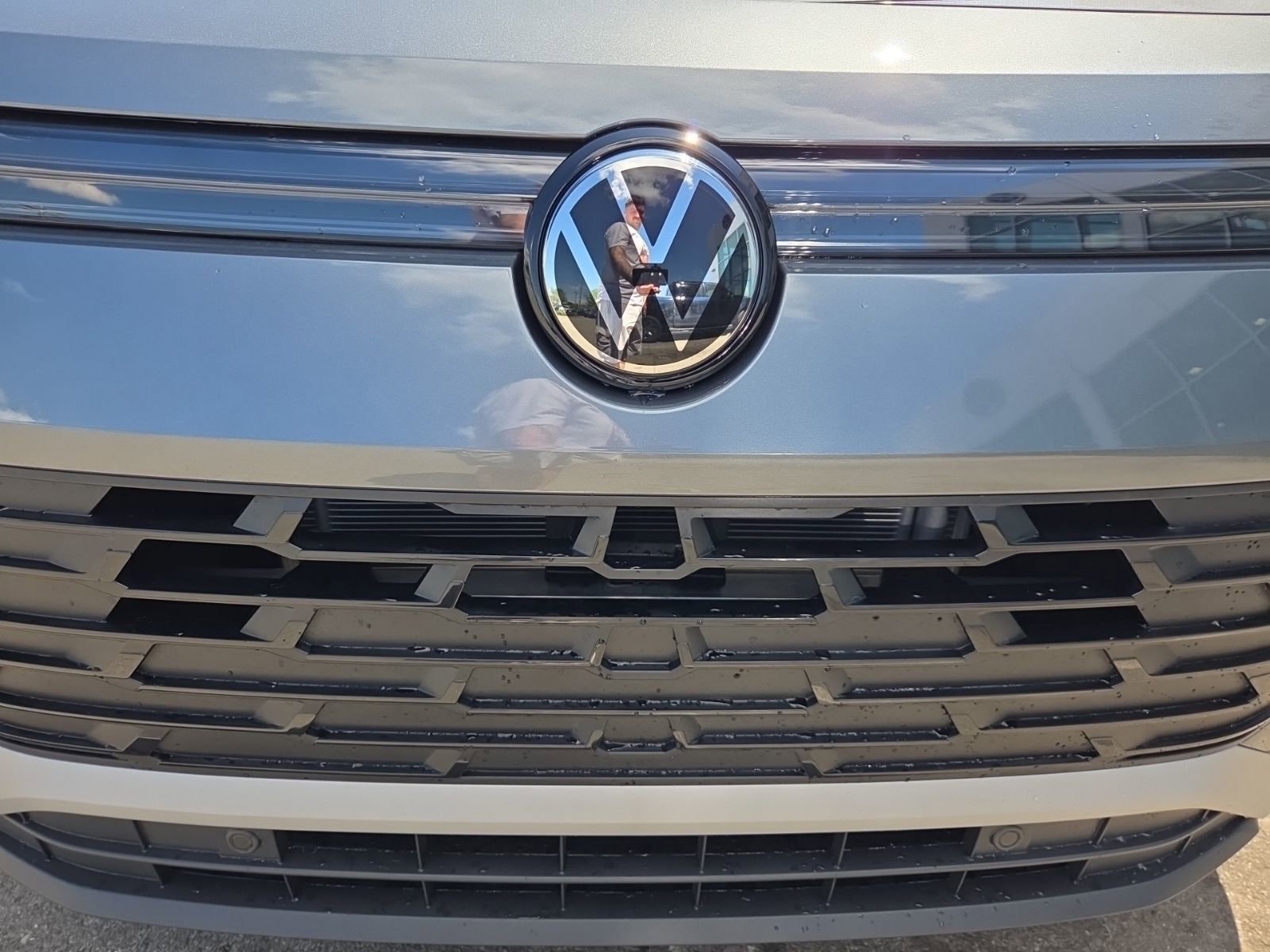 New 2026 Volkswagen Tiguan S FWD image 6