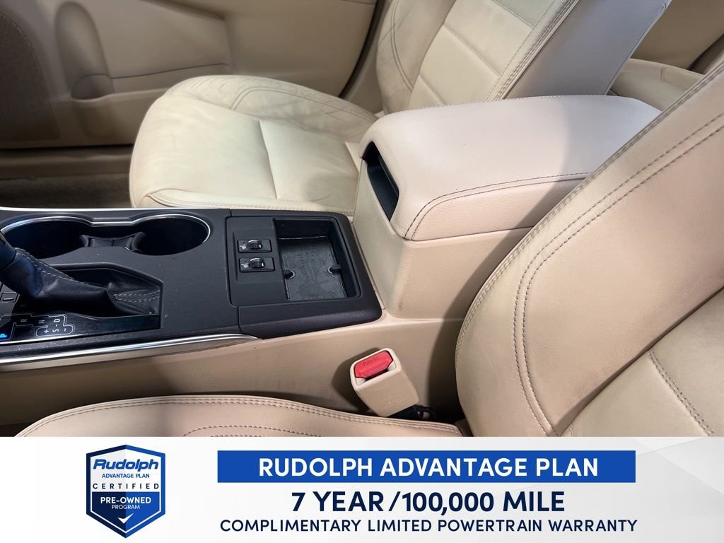 Used 2016 Toyota Camry XLE image 26