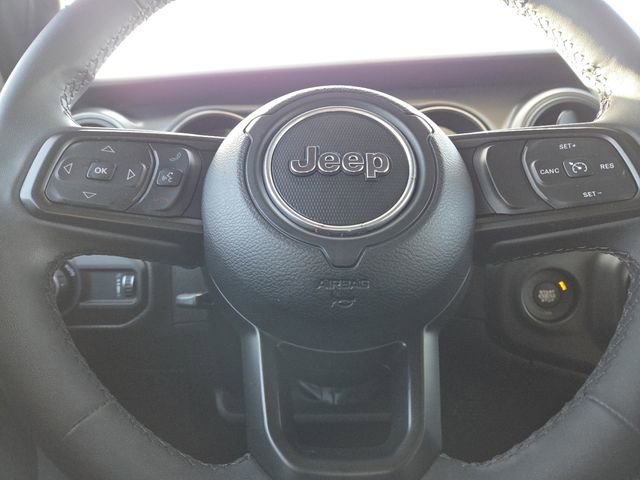 Used 2023 Jeep Wrangler Willys image 28