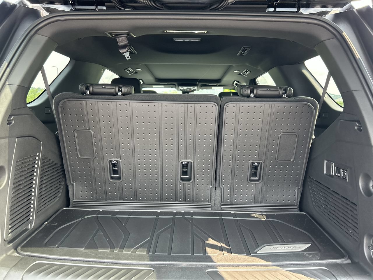 New 2026 Chevrolet Tahoe LT w/ Comfort Package AWD/4WD image 19