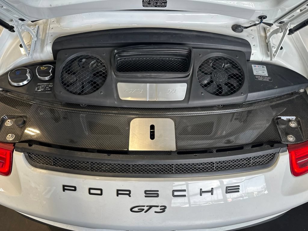 Used 2015 Porsche 911 GT3 RWD image 21