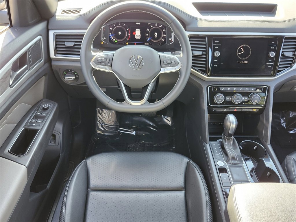 Used 2022 Volkswagen Atlas Cross Sport SE image 5