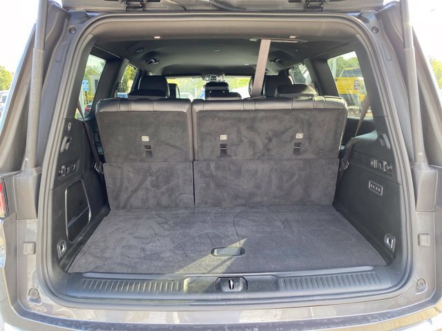 Used 2025 Jeep Wagoneer Series III w/ 8-Passenger Seating Package AWD/4WD image 7
