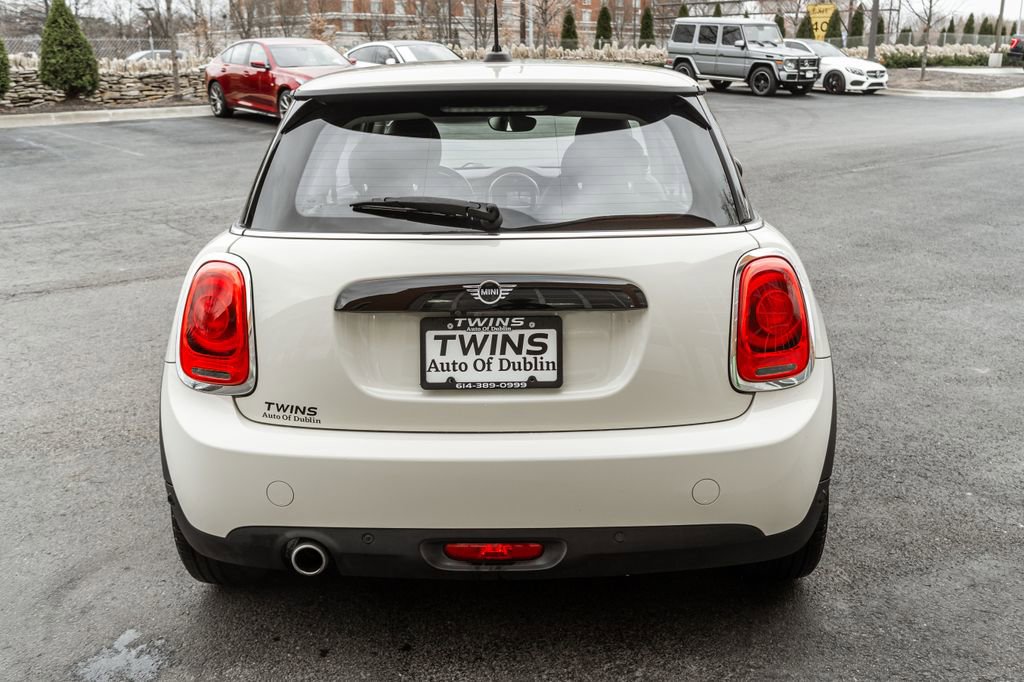 Used 2020 MINI Cooper 2-Door Hardtop image 37