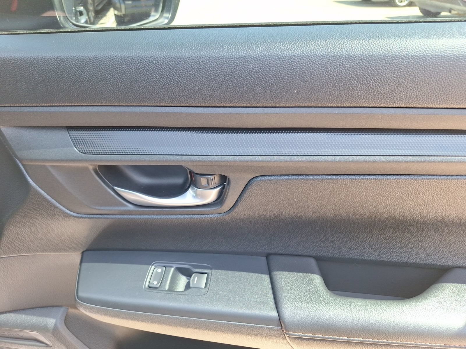 Used 2025 Honda CR-V Sport image 35